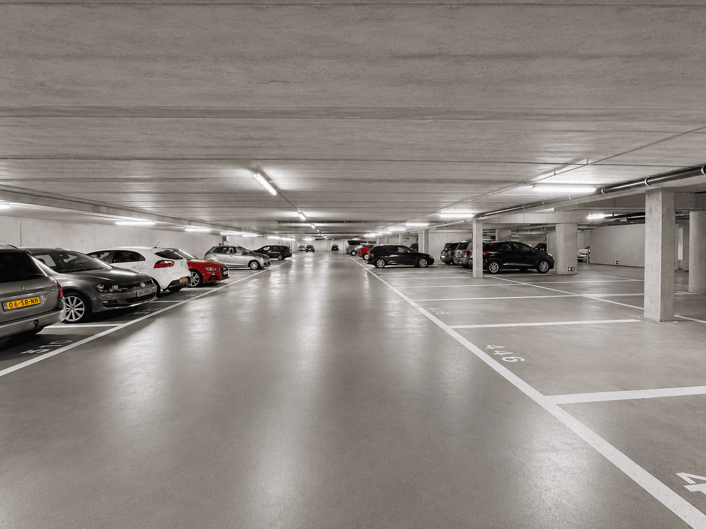 Parkeerplaats te huur Nieuwe Osdorpergracht per 1 Juli