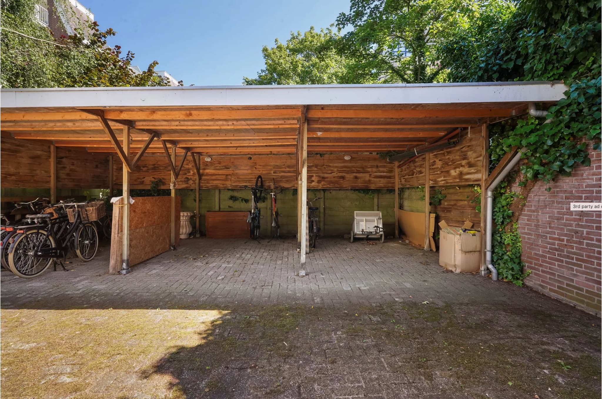 2 carport parkeerplekken in hart Zeeheldenkwartier